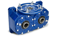 Червячный редуктор с двумя выходными валами серии VSF.2 USC