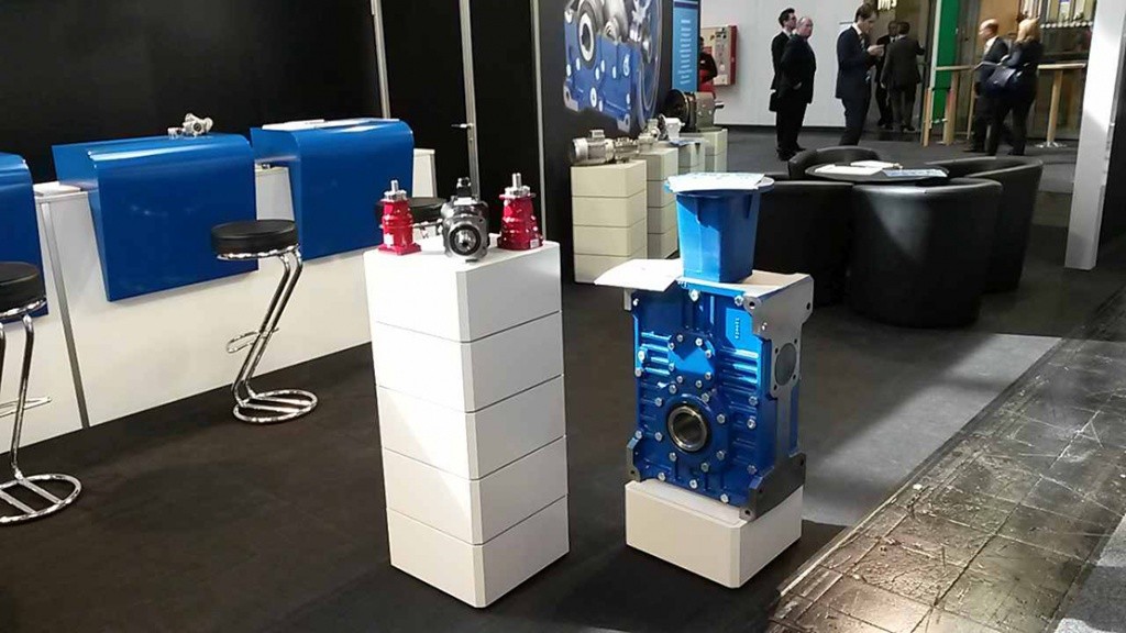 Коническо-цилиндрический мотор-редуктор серии TC, TF Т 56 В,С